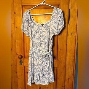 Lily Rose Cottagecore Romantic Feminine Floral Dress Wrap Style Skirt Size Small